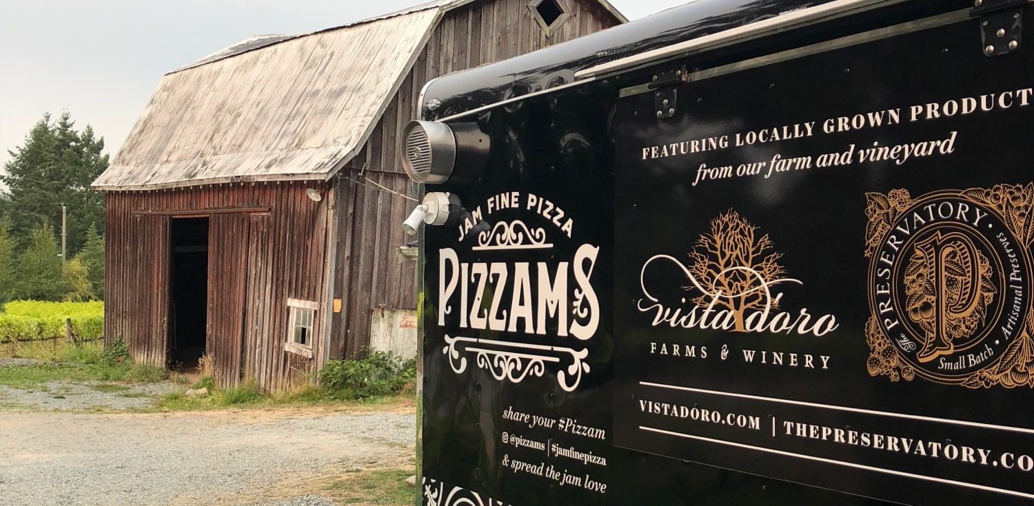 Pizzams Pizza Trailer at Vista D’oro Farms & Winery Langley British Columbia Canada